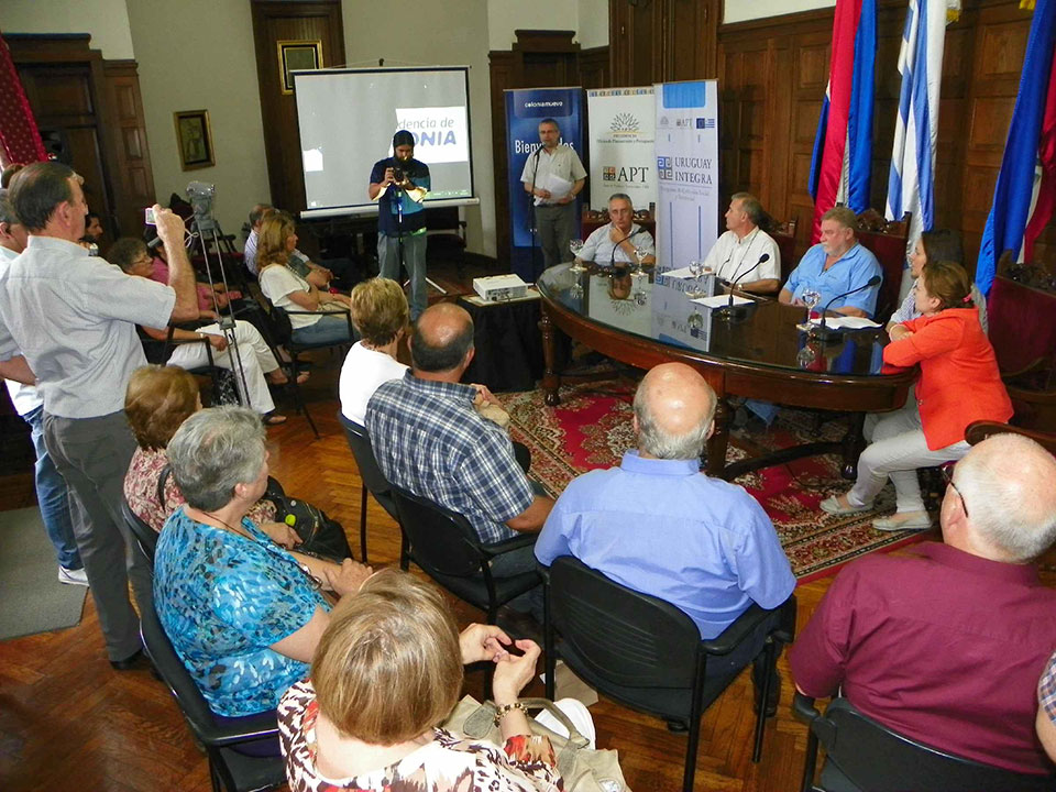 lanzamiento-portal-de-los-inmigrantes-01